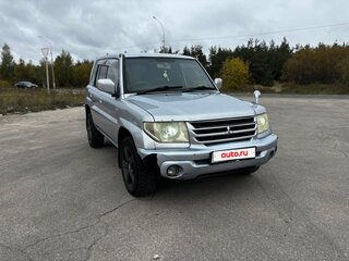 2003 Mitsubishi Pajero iO, серебристый, 380000 рублей, вид 1