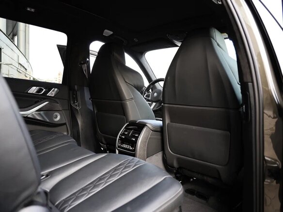 2025 BMW X7 40d I (G07) Рестайлинг, зелёный, 15800000 рублей - вид 23