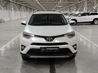 2018 Toyota RAV4 IV (XA40) Рестайлинг, белый, 2050000 рублей, вид 2