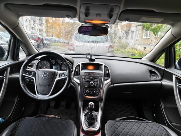 2011 Opel Astra J, чёрный - вид 8