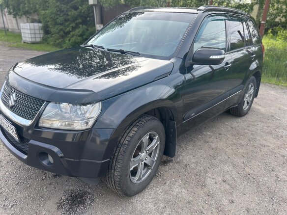 2010 Suzuki Grand Vitara II Рестайлинг, чёрный, 700000 рублей - вид 2