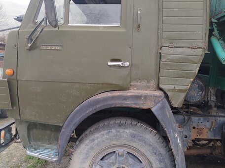 1984 КамАЗ 55102, зелёный, 500000 рублей, вид 3