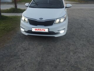 2016 Kia Rio III Рестайлинг, белый, 760000 рублей, вид 1