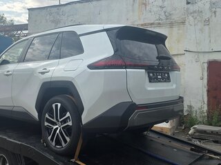 2026 Toyota RAV4 V (XA50), белый, 6800000 рублей, вид 5