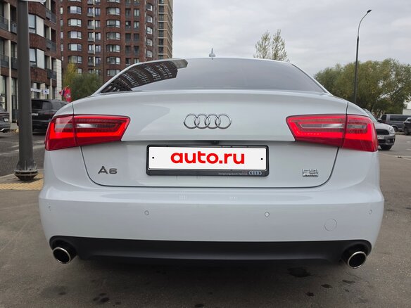 2012 Audi A6 IV (C7), белый, 1760000 рублей - вид 4