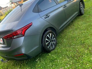 2018 Hyundai Solaris II, серый, 1200000 рублей, вид 4