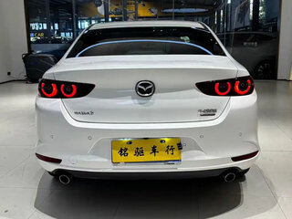 2023 Mazda 3 Axela IV (BP), белый, 1690100 рублей, вид 5