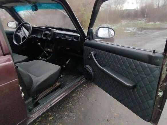 2011 Lada (ВАЗ) 2107, пурпурный, 215000 рублей - вид 10