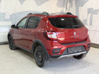2021 Renault Sandero Stepway II Рестайлинг, красный, 1185000 рублей, вид 3