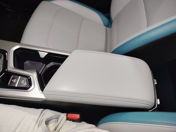 2023 Geely Emgrand II, белый, 1600000 рублей - вид 28