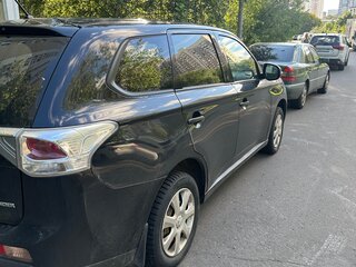 2012 Mitsubishi Outlander III, чёрный, 1000000 рублей, вид 4