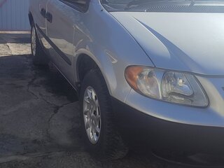 2001 Chrysler Voyager IV, серебристый, 600000 рублей, вид 1