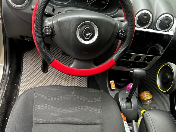 2014 Renault Sandero Stepway I, бежевый, 800000 рублей - вид 5
