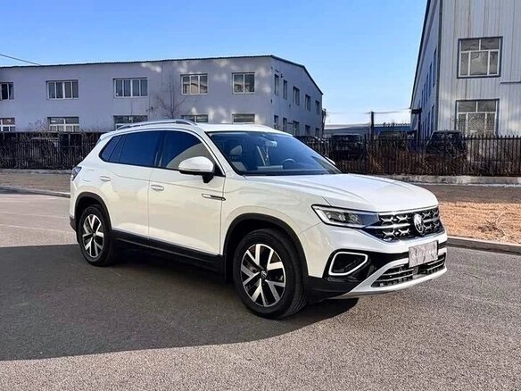 2022 Volkswagen Tayron I Рестайлинг, белый, 2485000 рублей - вид 2