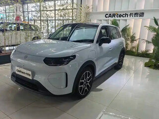 2026 Leapmotor A10 53 kWh, серебристый, 1700228 рублей, вид 1