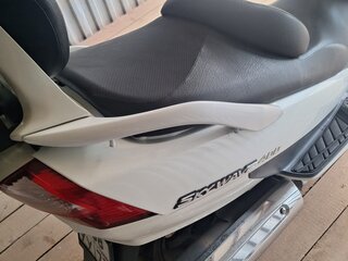 2002 Suzuki Burgman (SkyWave) 400, белый, 209000 рублей, вид 3