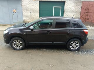 2013 Nissan Qashqai I Рестайлинг, фиолетовый, 900000 рублей, вид 2