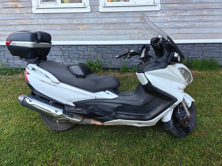 2013 Suzuki Burgman (SkyWave) 650, белый, 645000 рублей, вид 4