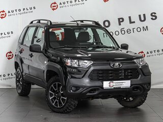 2023 Lada (ВАЗ) Niva Travel I, чёрный, 1029000 рублей, вид 1
