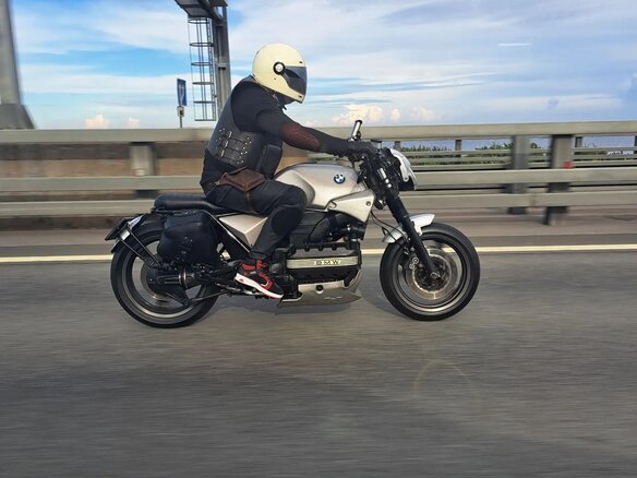 1984 BMW K 1100 RS, серебристый, 295000 рублей - вид 3