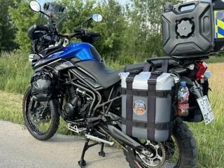 2015 Triumph Tiger 800, чёрный, 630000 рублей, вид 4