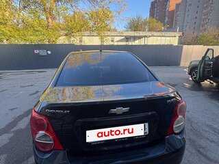 2013 Chevrolet Aveo II, чёрный, 680000 рублей, вид 3