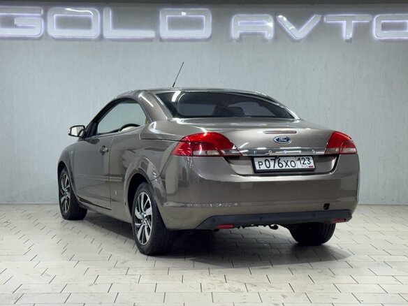 2007 Ford Focus II, коричневый, 890000 рублей - вид 12
