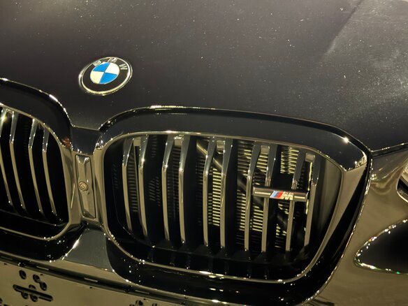 2022 BMW X4 M40i II (G02) Рестайлинг, чёрный, 7950000 рублей - вид 7