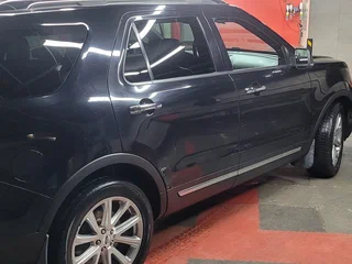 2016 Ford Explorer V Рестайлинг, чёрный, 2700000 рублей, вид 3