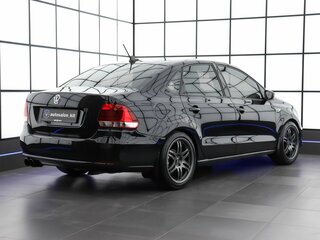 2018 Volkswagen Polo V Рестайлинг, чёрный, 1630000 рублей, вид 4
