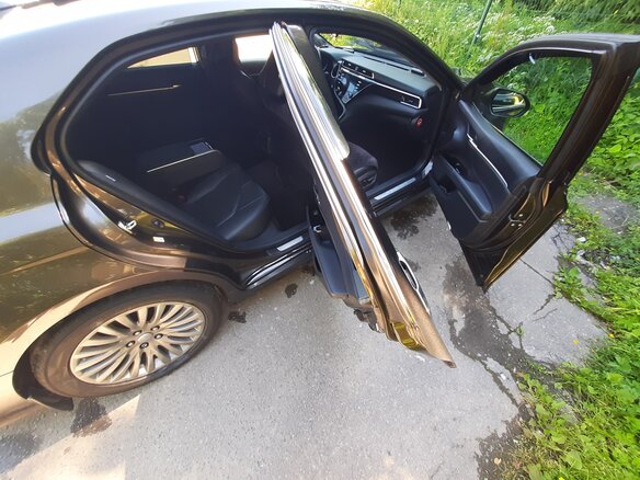 2018 Toyota Camry VIII (XV70), коричневый, 2730000 рублей - вид 25