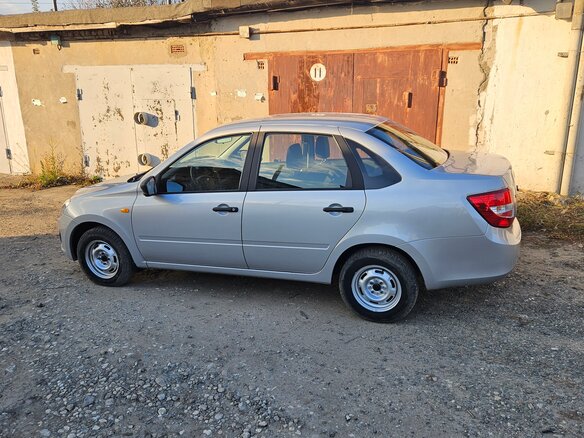 2016 Lada (ВАЗ) Granta I, серебристый, 530000 рублей - вид 15