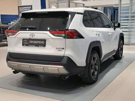 2022 Toyota RAV4 V (XA50), белый, 3473000 рублей, вид 5