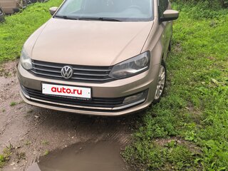 2016 Volkswagen Polo V Рестайлинг, бежевый, 1350000 рублей, вид 1