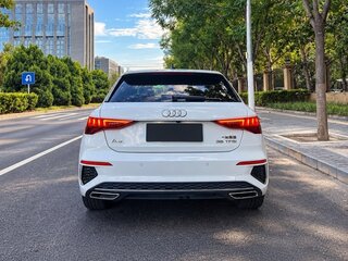 2022 Audi A3 Sportback 35 TFSI IV (8Y), белый, 2070000 рублей, вид 5