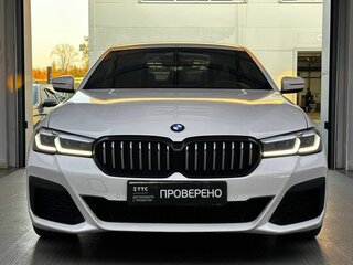 2020 BMW 5 серии 520d xDrive VII (G30/G31/G38) Рестайлинг, белый, 5875000 рублей, вид 2