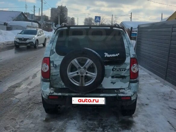 2014 Chevrolet Niva I Рестайлинг, зелёный - вид 3