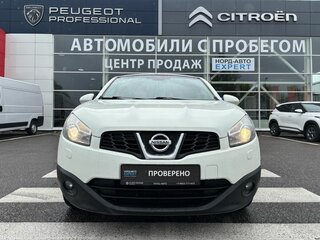 2012 Nissan Qashqai I Рестайлинг, белый, 1250000 рублей, вид 2