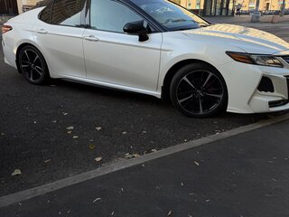 2018 Toyota Camry US Market VIII (XV70), белый, 2250000 рублей, вид 5