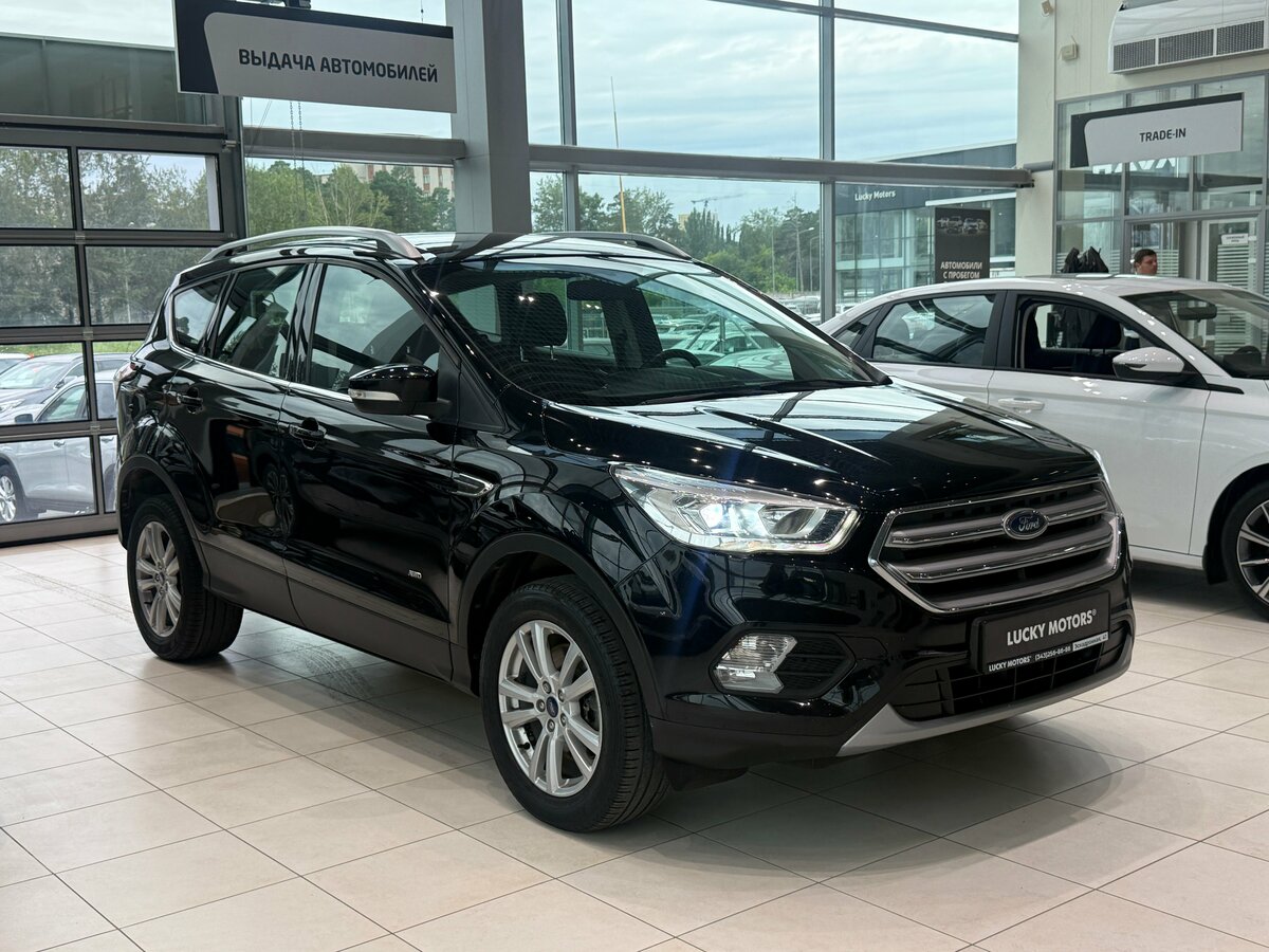 Открыть фотографии: Ford Kuga II Рестайлинг