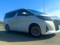 2019 Toyota Alphard III Рестайлинг, белый, 4450000 рублей - вид 7