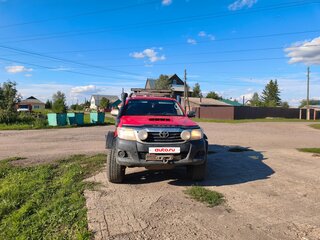2013 Toyota Hilux Arctic Trucks AT35 VII Рестайлинг, красный, 1800000 рублей, вид 1