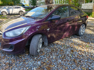 2012 Hyundai Solaris I, фиолетовый, 790000 рублей, вид 3