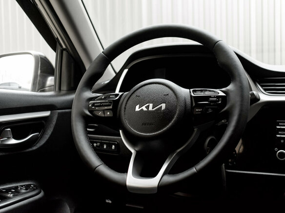 2021 Kia Rio X IV Рестайлинг, чёрный, 1830000 рублей - вид 12