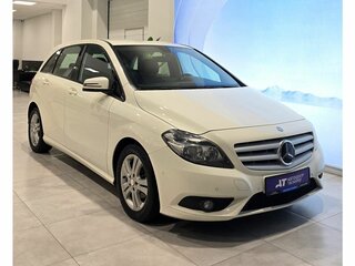 2012 Mercedes-Benz B-Класс 180 II (W246), белый, 1299000 рублей, вид 1