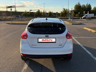2017 Ford Focus III Рестайлинг, белый, 1290000 рублей, вид 4