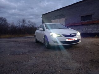 2011 Opel Astra J, белый, 460000 рублей, вид 2