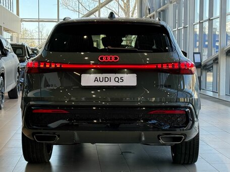 2026 Audi Q5 L III (GU), зелёный, 7540000 рублей, вид 5