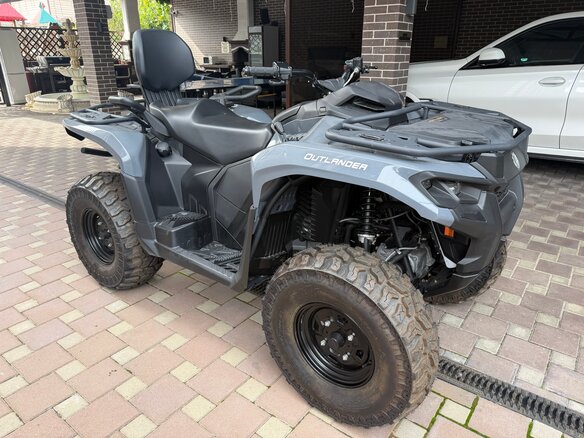 2025 BRP Can-Am Outlander Max DPS 700, серый, 1420000 рублей - вид 2