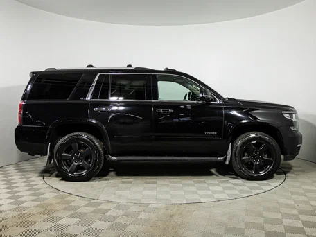 2016 Chevrolet Tahoe IV, чёрный, 2550000 рублей, вид 4